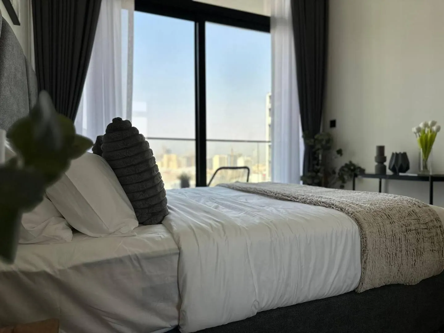Premium 1Br Fully Furnished Apt With Balcony Dubai United Arab Emirates