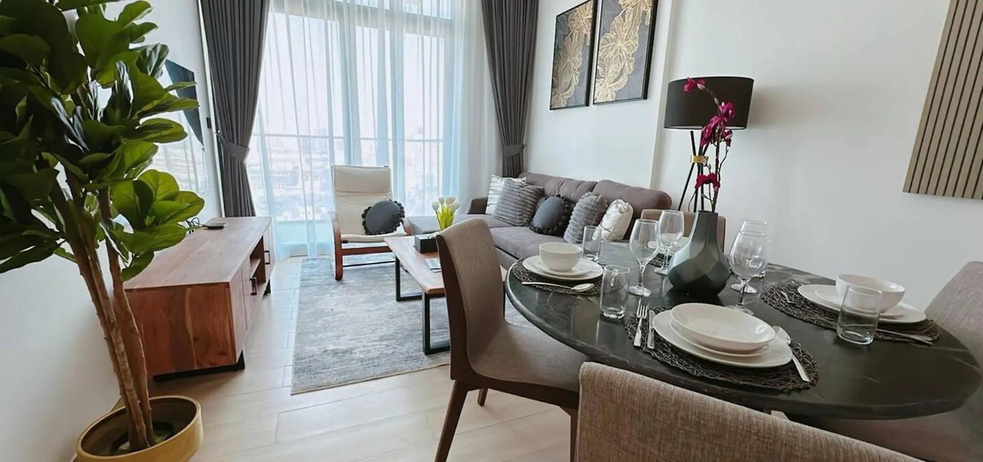 アパート Premium 1Br Fully Furnished Apt With Balcony ドバイ