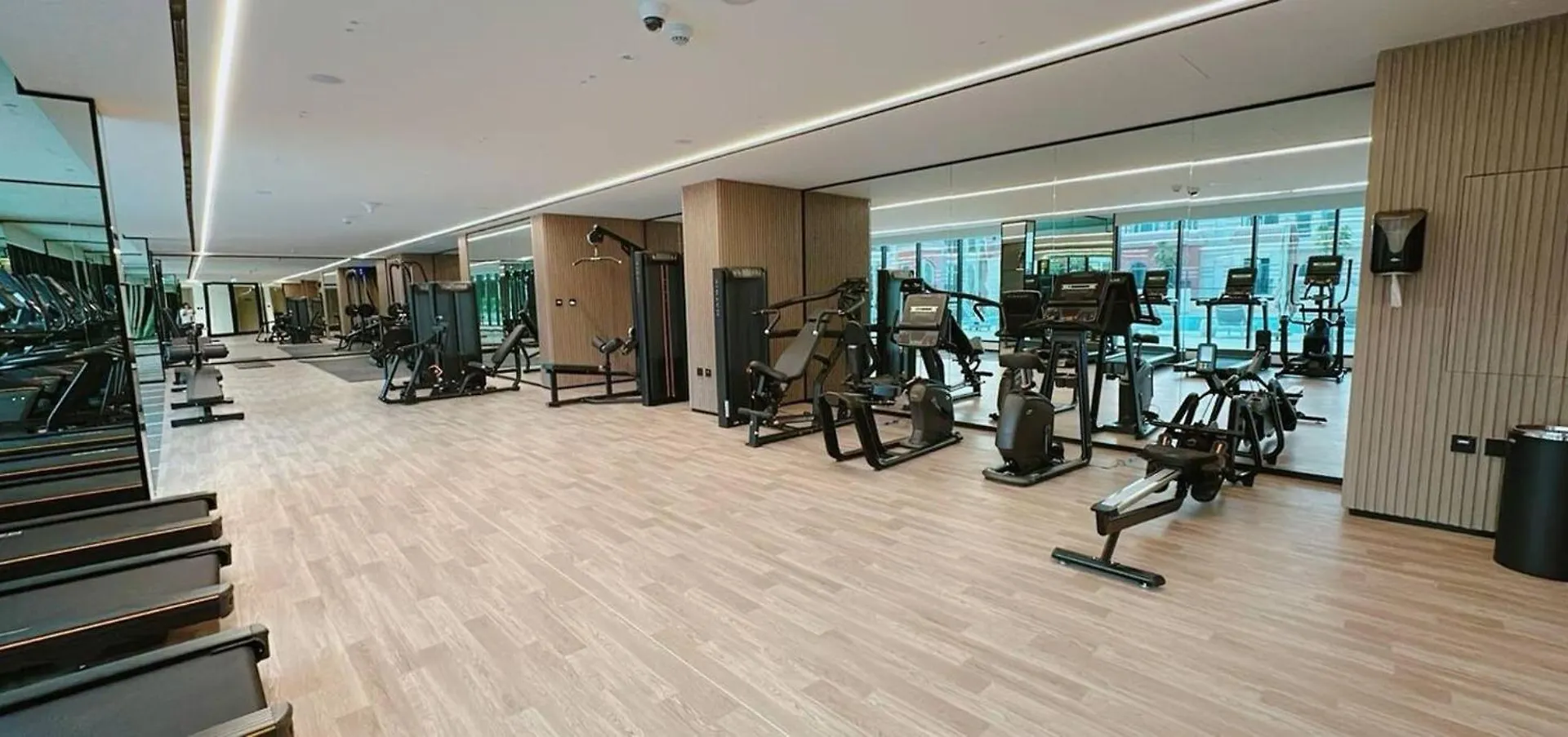 Premium 1Br Fully Furnished Apt With Balcony ドバイ